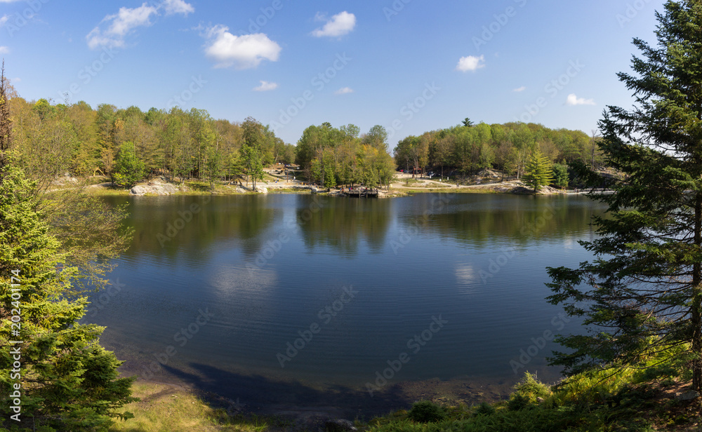 Beaver Lake in Parc Omega (Canada)