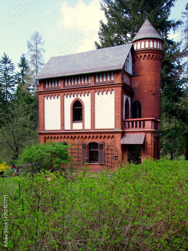 Wiejski, mały zameczek - dawne obserwatorium w Sokołowski photo