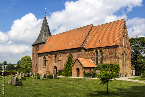 St. Willehad Kirche in Groß Grönau bei Lübeck