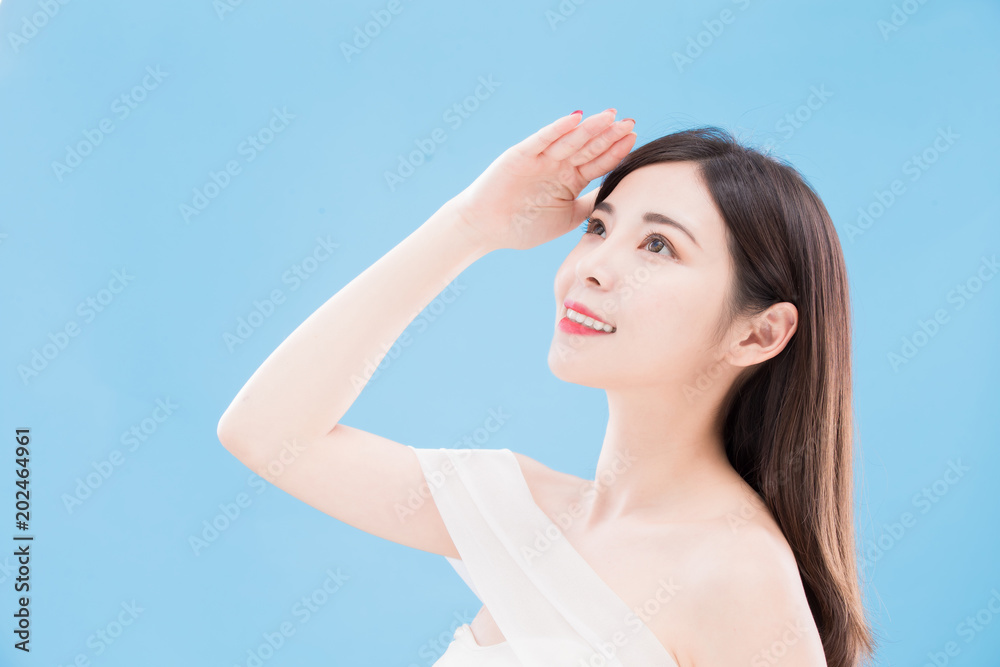 Fototapeta premium beauty woman look somewhere