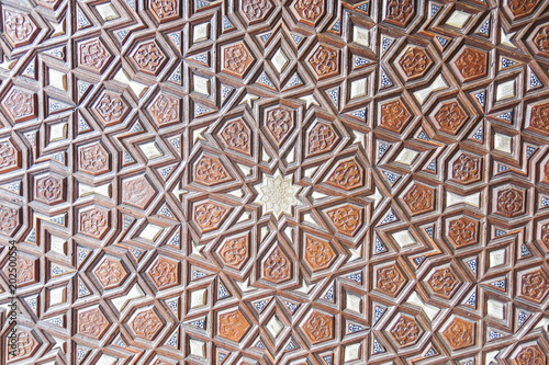 Door detail of Suleymaniye Mosque, Istanbul, Turkey © Toniflap