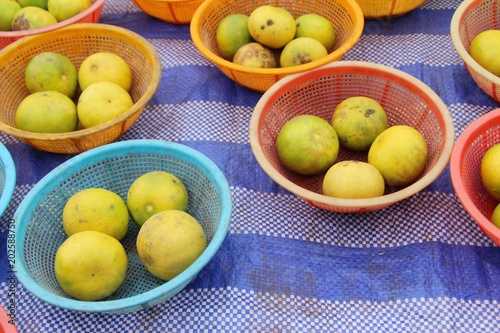 Fresh lemon for cooking in the market