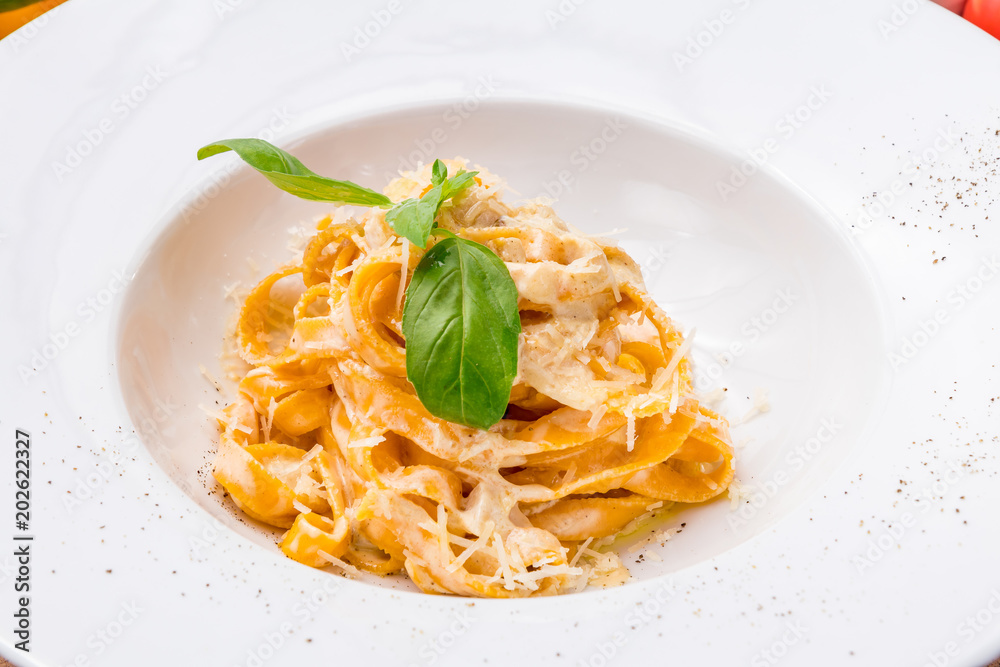fettuccine with porcini mushrooms fettuccine with porcini mushrooms