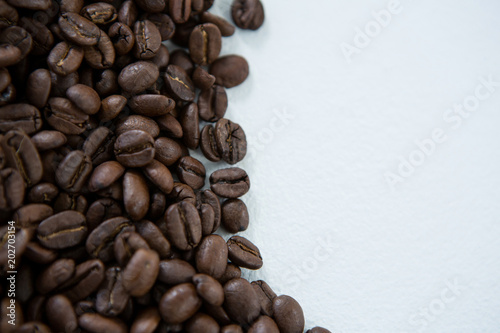 Roasted coffee beans