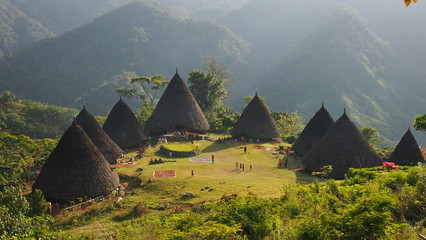 Ingelijste posters Indonesië Wae Rebo dorp op Flores  © rossiagung