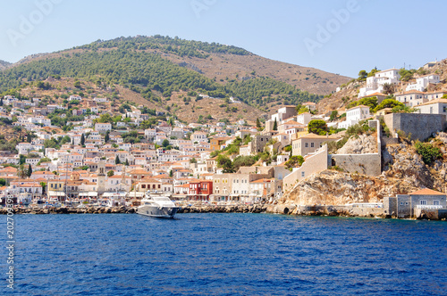 Fototapeta Naklejka Na Ścianę i Meble -  Approaching Hydra, one of the most picturesque islands of Greece