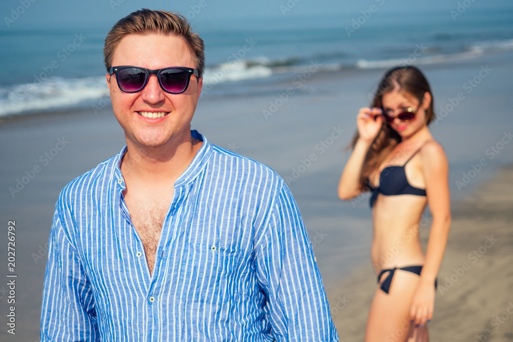 love at first sight on the beach on vacation love at first sight on the beach on vacation