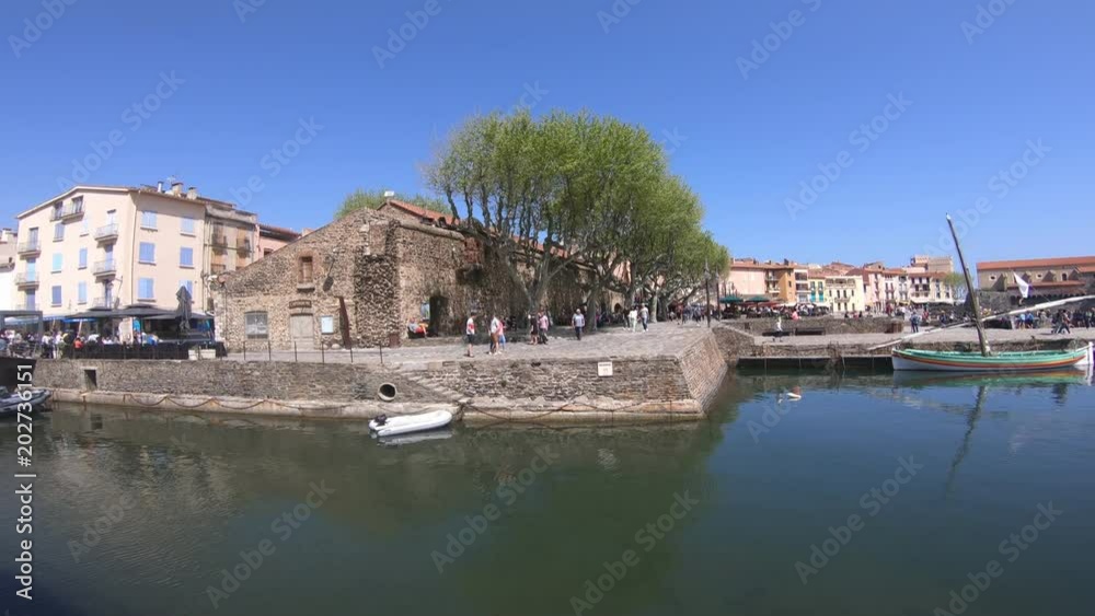 Port of Collioure on mediterranean sea in Pyrenees orientales, Roussillon in southern of France
Port of Collioure on mediterranean sea in Pyrenees orientales, Roussillon in southern of France