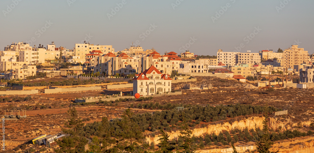 Big house in Hebron city