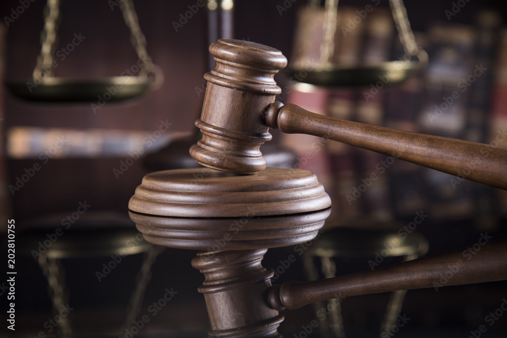 Judge gavel,Law concept, mirror reflection background