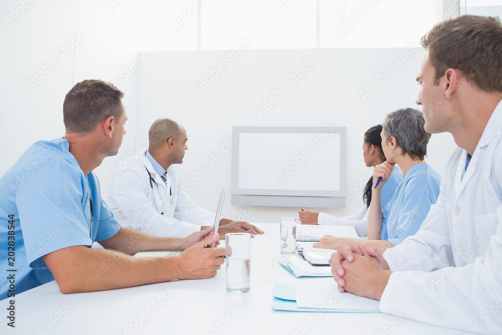 Obraz premium Team of doctors having a meeting