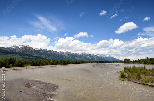 Fototapeta Naklejka Na Ścianę i Meble -  Snake River and Teton Range, Wyoming