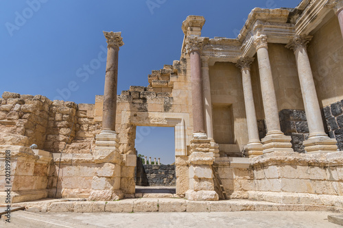 Ruins of Decapolis city of Scythopolis, Bet She'an National Park, Israel, Middle East.