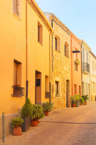 Little lane in Spanish Llagostera