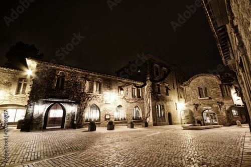 Fototapeta Naklejka Na Ścianę i Meble -  Carcassonne, Languedoc-Roussillon, France - Medieval Castle