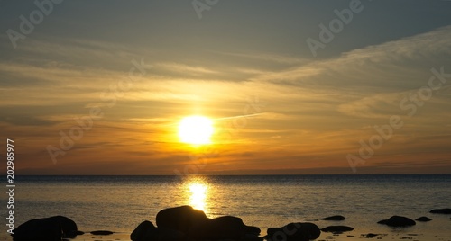 Beautiful sunset at the sea © photoexpert