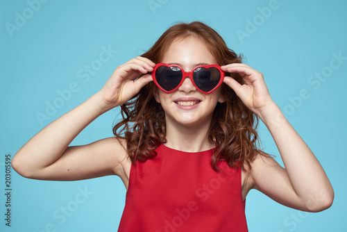 young woman with sunglasses © SHOTPRIME STUDIO