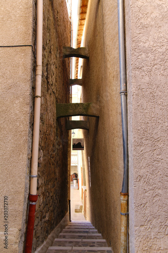 CASTELLANE photo