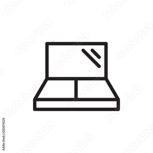 cosmetic palette, makeup tool outline vector icon. Modern simple isolated sign. Pixel perfect vector illustration for logo, website, mobile app and other designs