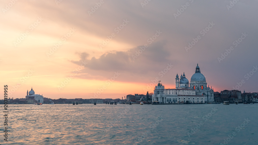 Fototapeta premium Basilique Santa Maria della Salute