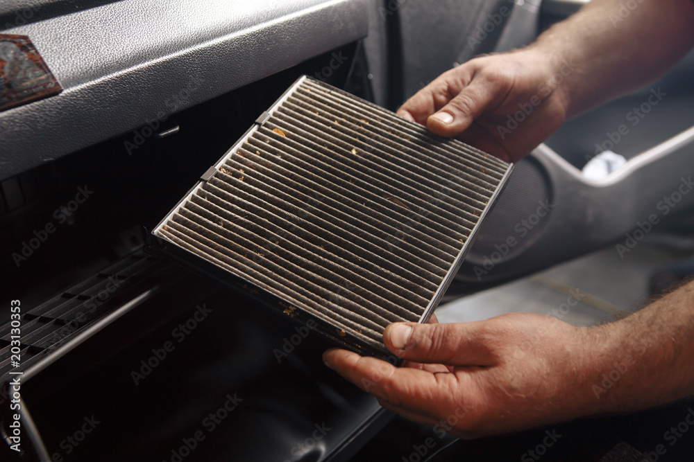 Clean and dirty cabin air filter for car - obrazy, fototapety, plakaty 