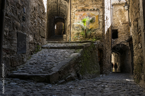 Vicolo di Apricale ( Liguria ) photo