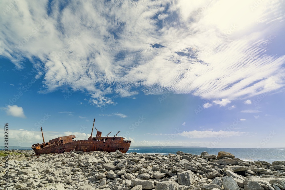 Plassey shipwreck - Barca abbandonata Isole Aran - Inis Oirr Irlanda