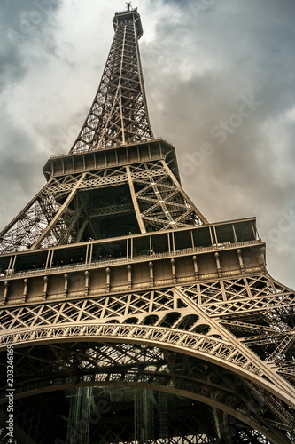 Eiffelturm solo 003