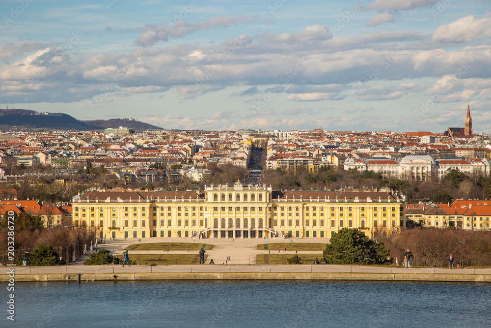Blick über Wien vom Schloss Schönbrunn aus gesehen