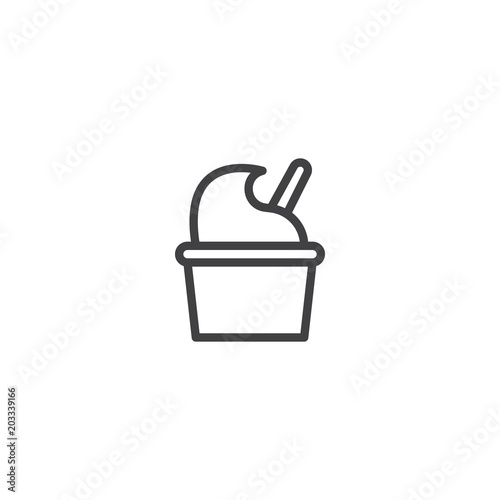 Ice cream cup outline icon. linear style sign for mobile concept and web design. Take away dessert food simple line vector icon. Symbol, logo illustration. Pixel perfect vector graphics