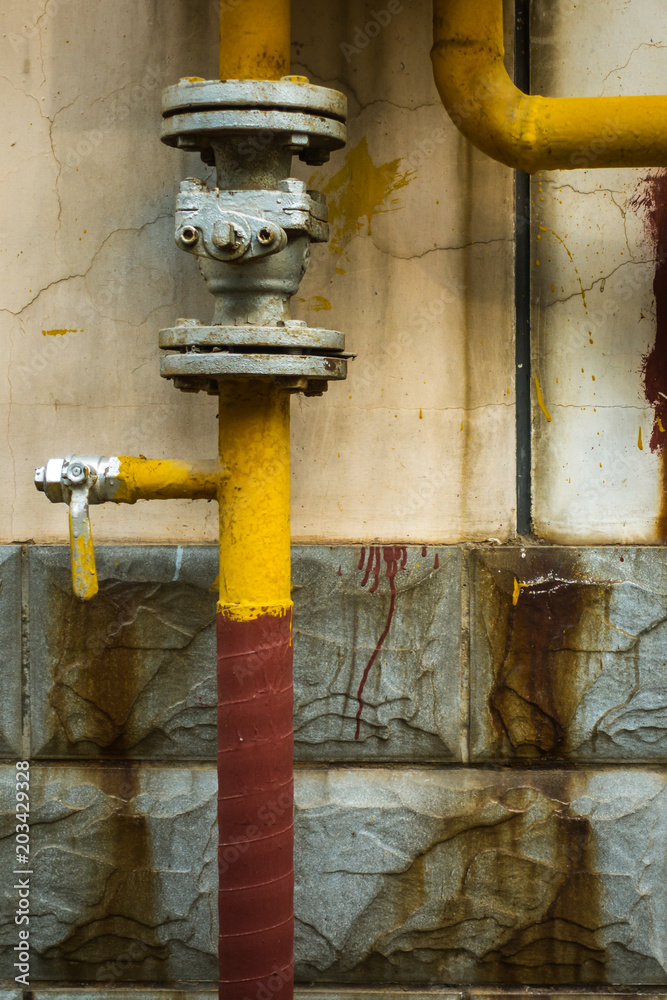 Chinese Pipeline Networks of Tap Water on the Street Chinese Pipeline Networks of Tap Water on the Street