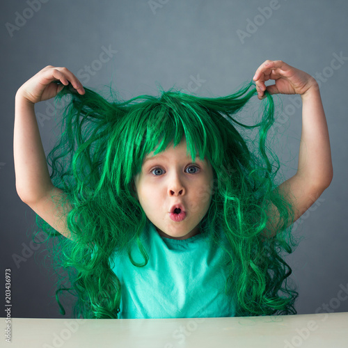 funny kid green wig