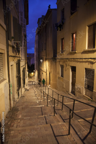 Francia  Marsiglia  la citt   vecchia di notte.