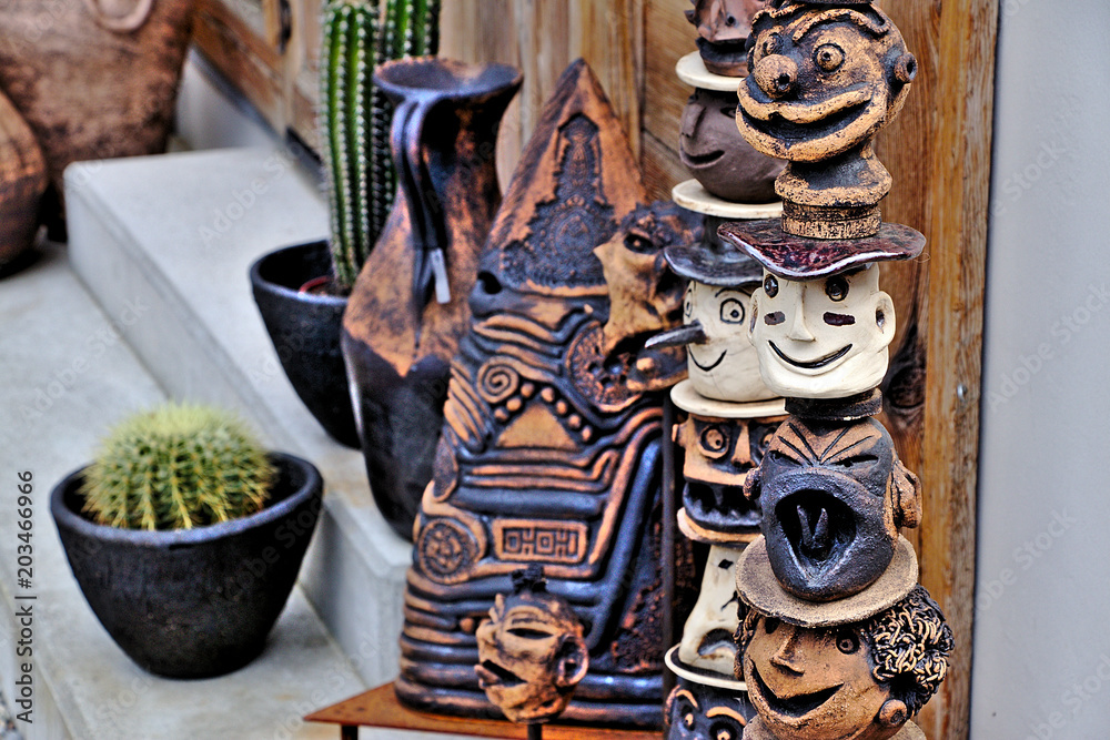Fototapeta premium Wooden, happy statue