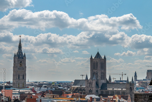 Fototapeta Naklejka Na Ścianę i Meble -  view on the city of Ghent