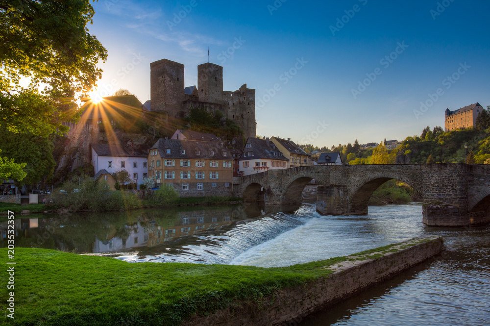 Burg Runkel zu Sonnenuntergang Burg Runkel zu Sonnenuntergang