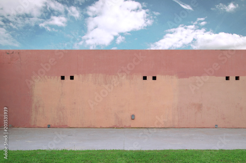 Street wall, urban background. Outdoors backdrop with empty copy space for Editor's content.