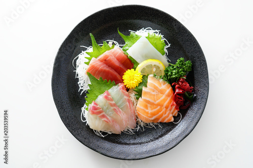 Różne sashimi