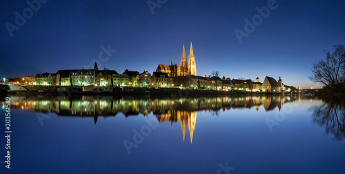 Regensburg am Donauufer © Thomas