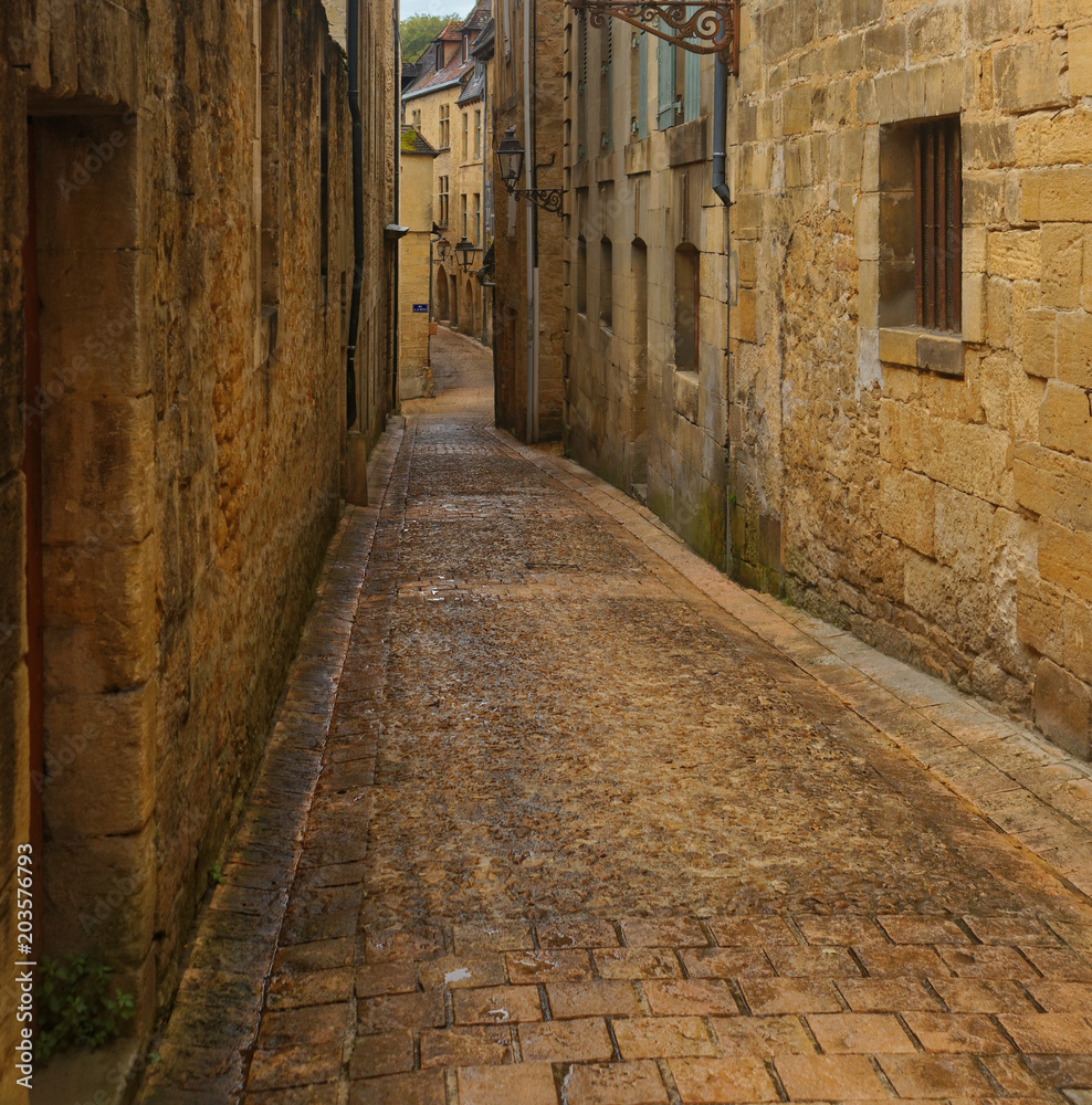 Obraz premium Streets of Sarlat la caneda, in black perigord, South of france, Europe