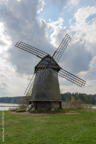 Wooden wind meal