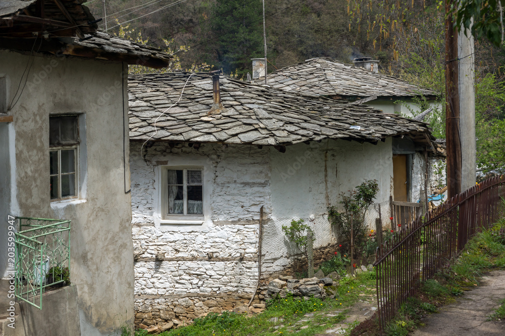 Obraz premium Village of Kosovo with Authentic nineteenth century houses, Plovdiv Region, Bulgaria