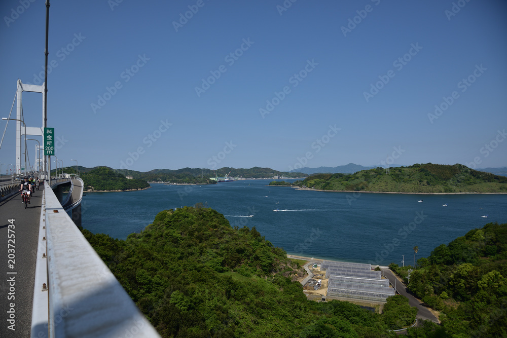 日本の瀬戸内海のしまなみ海道