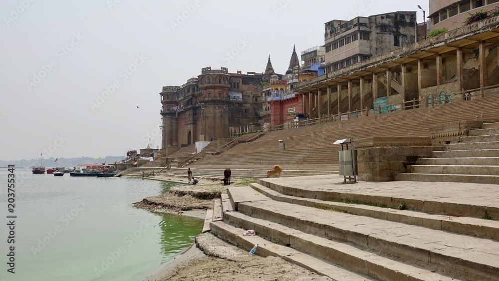 Varanasi, Benares Stadtansicht, Altstadt und Gebäude