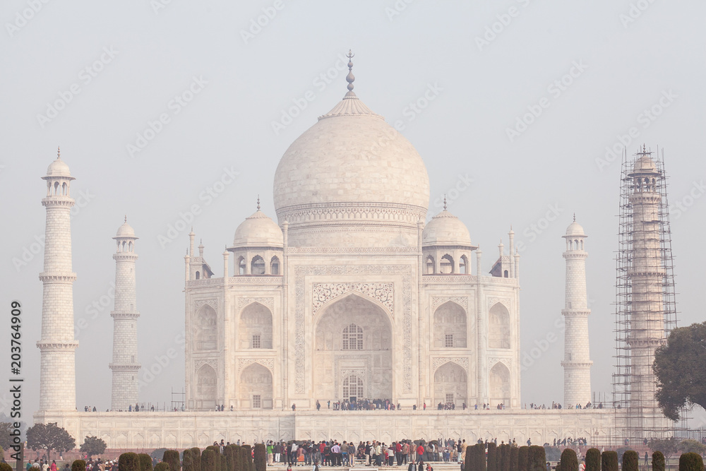 Obraz premium View of the Taj Mahal, Agra, Uttar Pradesh, India