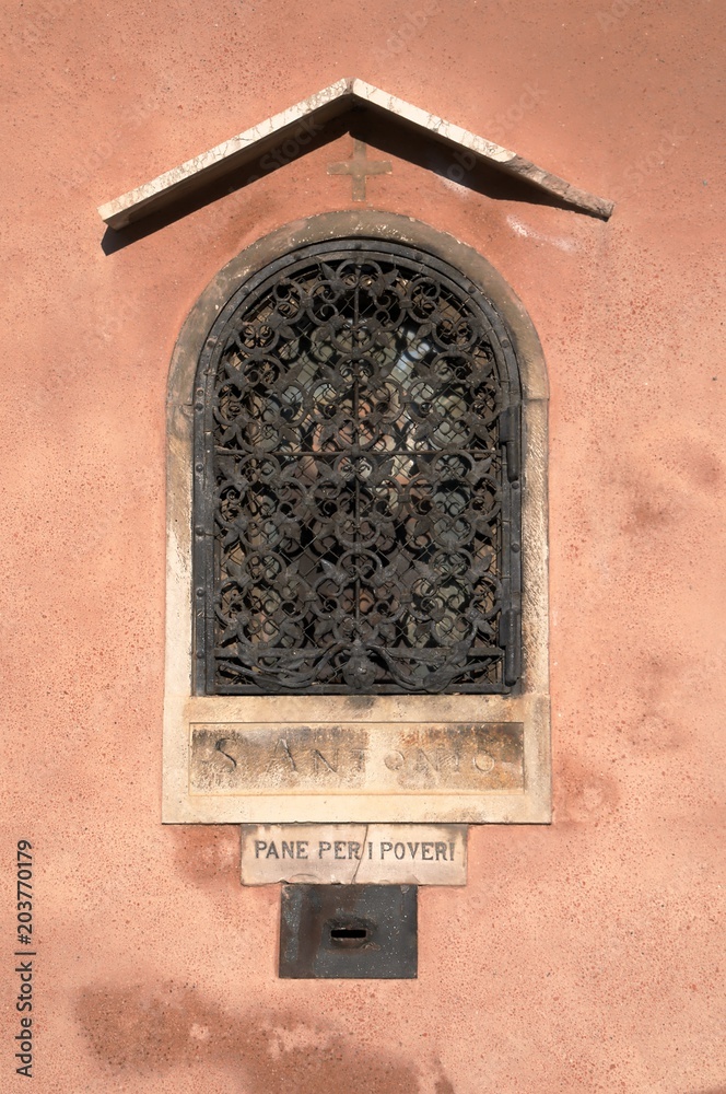 Pane per i poveri; Pane per i poveri;