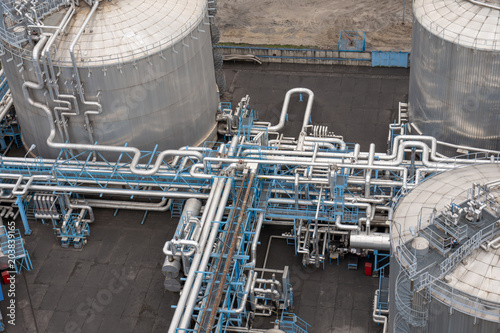 an image of tanks for liquid LPG gas.