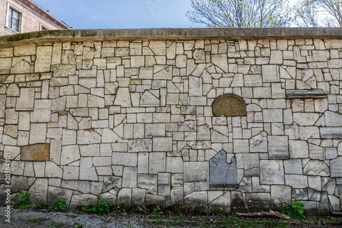 Mur de l'ancien cimetière Juif de Cracovie photo