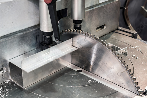 Circular saw for cutting aluminum.