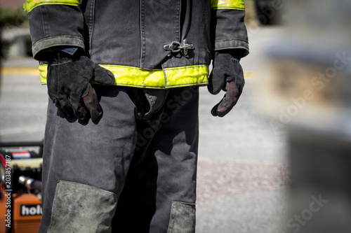 Tapety artystyczne Manos bomberos